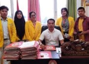 Diberhentikan Sebagai Tenaga Honorer, Ema Zahara Gugat Pemkab