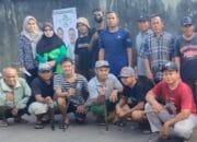 Gotong Royong Bersama Warga RT 28, Sudirman: Ciptakan Lingkungan Bersih