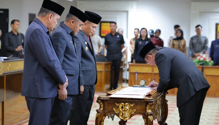 Pj Walikota Palembang Lantik 5 Pejabat Eselon II untuk Penyegaran