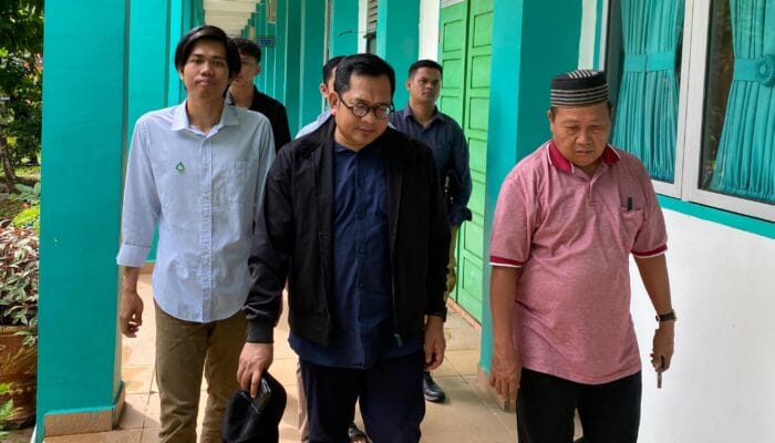 Founder GEFA Kunjungi Basic Training PII di SMA 8 Palembang