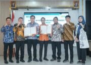 PLN dan PT Tanjungenim Lestari Pulp and Paper Teken Perjanjian Jual Beli Listrik 10,38 MVA