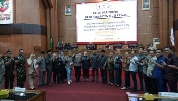 DPRD Musi Rawas Usulkan Pemberhentian dan Tetapkan Pasangan Terpilih Bupati dan Wakil Bupati Periode 2025-2030