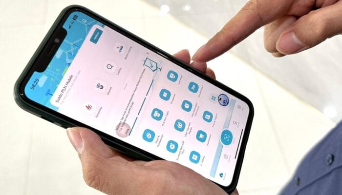 Hidup Terang, Urusan Gampang: Cukup Sentuh PLN Mobile!