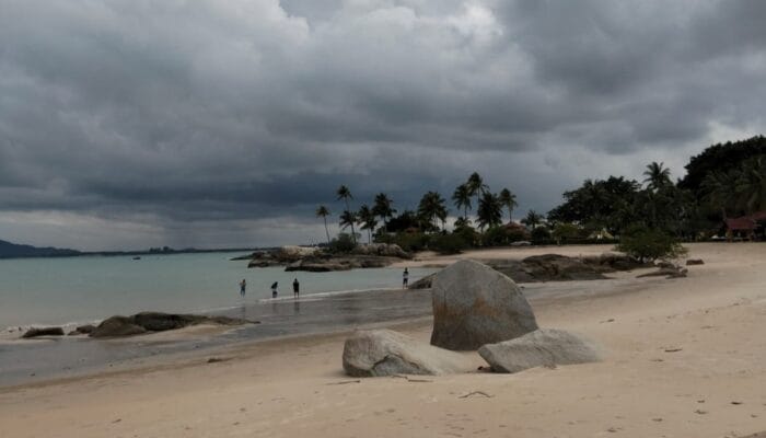 Parai, Destinasi Pantai Eksotis di Sungai Liat Bangka