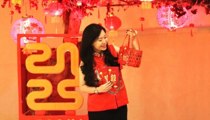 Meriahkan Tahun Ular Kayu dengan Pesona Imlek di ARYADUTA Palembang