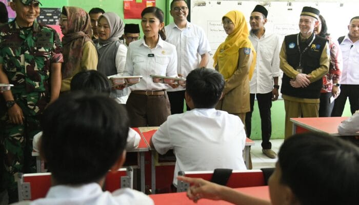 Kemkomdigi Pastikan Program MBG Jangkau Seluruh Pelosok Negeri