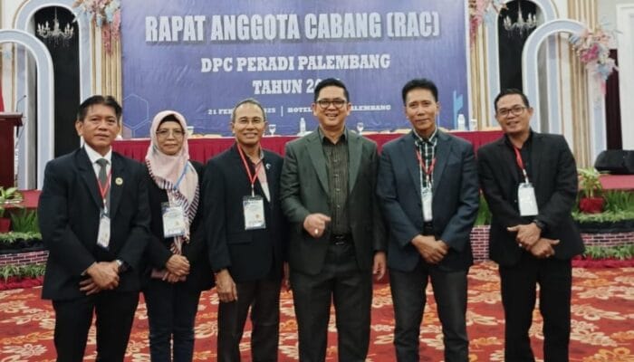 DPC Peradi Palembang Bahas Single Bar dan Sumpah Advokat dalam RAC
