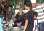 Tradisi Bubur Suro di Masjid Suro Palembang