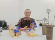 Profesor Ini Kembangkan Teknologi Konversi Limbah Plastik Menjadi Biofuel