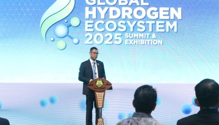 PLN Gaet Mitra Strategis Dorong Inovasi Hidrogen untuk Transportasi Laut Bebas Emisi