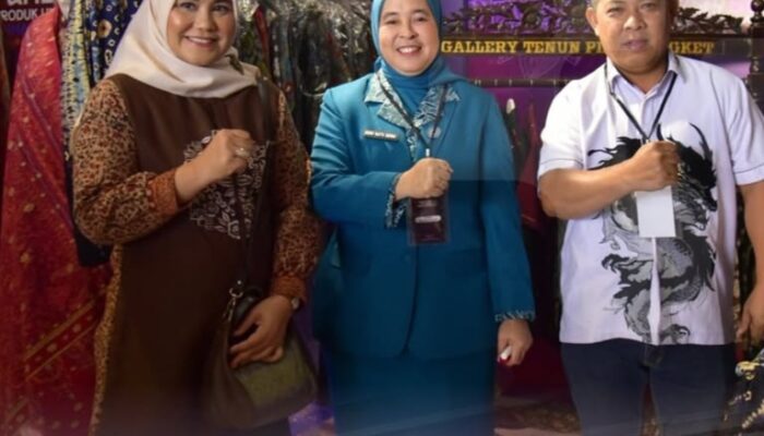 Saling Tukar Ilmu Mengenai 10 Program Pokok PKK Lewat Kegiatan HUT HKG ke 53