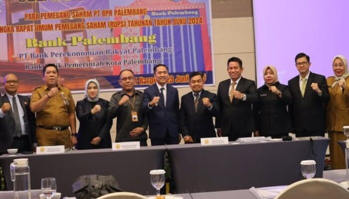 Hadiri RUPS PT BPR Palembang, Ratu Dewa Beri Apresiasi