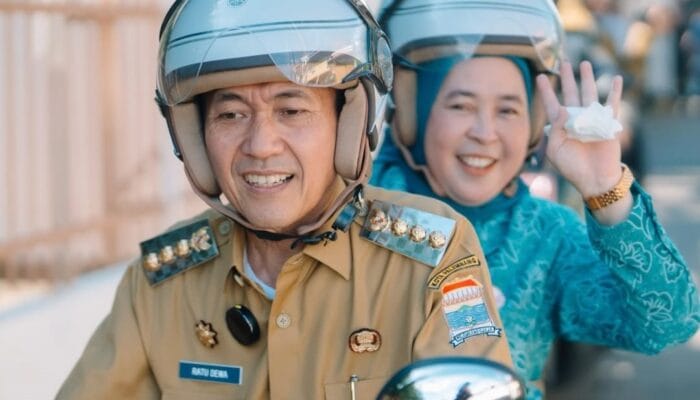 Akan Peragakan Songket Bunga Tanjung, Ratu Dewa dan Dewi Sastrani Siap Tampil di Swarna Songket Nusantara 2025