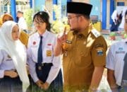 Sambangi SMA Pusri, Wawako Palembang Bernostalgia: Disini Saya Tumbuh