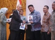 Herman Deru: Jejak Penjual Kopi Cermin Ketangguhan dan Loyalitas Sosok Chairul S. Matdiah