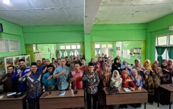 Pelatihan Metode Tilawati untuk Tingkatkan Kualitas Bacaan Al-Qur’an Di SMP Islam Az-Zahra Poligon Membludak