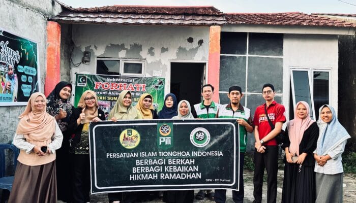 FORHATI Sumsel Gelar Khataman Al-Qur’an, Bagi Takjil dan Buka Puasa Bersama di Perumahan Bintang Mulia