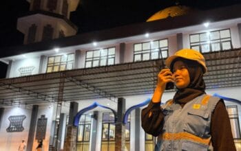 Petugas PLN Siaga Saat Lebaran, Listrik Tetap Andal di Hari Kemenangan