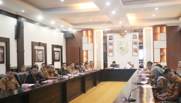 Sekda Pagar Alam Pimpin Rapat Monitoring IPKD Standar KPK RI