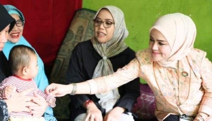 DWP Diskominfo Palembang Salurkan Bantuan ke Panti Asuhan dan Bagikan Takjil