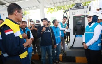 Puncak Arus Mudik, Kementerian ESDM dan PLN Pastikan SPKLU Siap Layani Pemudik EV