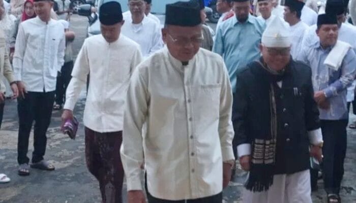 Cak Arlan Rayakan Idulfitri Bersama Warga, Salat Ied hingga Open House Penuh Kehangatan