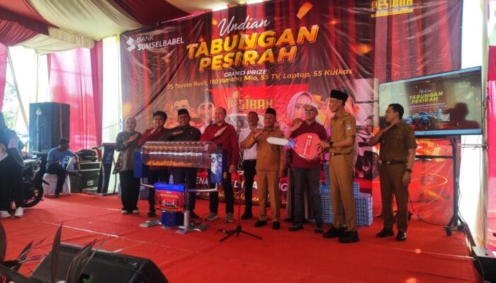 Nasabah Setia Menang Toyota Rush di Pengundian Tabungan Pesirah BSB Muara Rupit