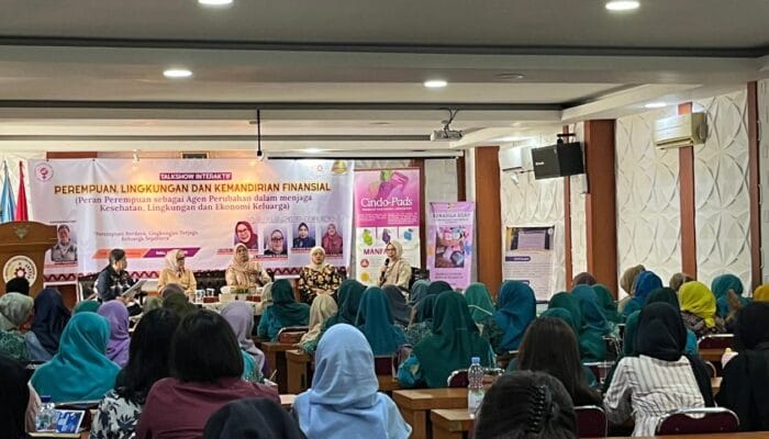 WCC Palembang Ajak Perempuan Lebih Mandiri dan Peduli Lingkungan