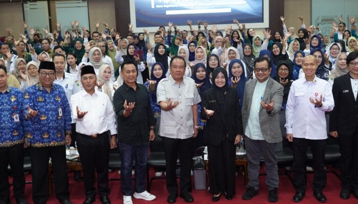 Wagub Sumsel Cik Ujang Tegaskan Guru Tak Tergantikan oleh AI di Seminar Hardiknas 2026