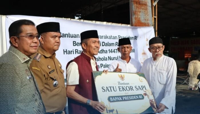 Ratu Dewa Antar Langsung Sapi Kurban Presiden RI, Warga SU I Sambut Antusias