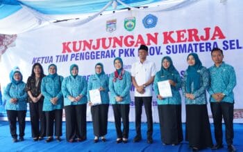 Feby Herman Deru Monitoring 10 Program Pokok PKK di Muratara, Resmikan Galeri UMKM dan Tinjau Stand UP2K