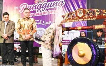 Pukulan Gong Plt Wako Bazar Besemah Expo Kota Pagar Alam Ke-22 Resmi di Buka
