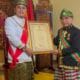 Gus Yahya Terima Gelar Pangeran Natogamo dari Kesultanan Palembang Darussalam
