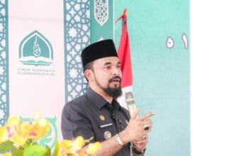 Bupati Al Farlaky Terbitkan Teguran Keras, Pelaku Usaha Dilarang Buang Sampah Sembarangan