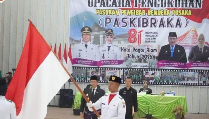 Wako Resmi Kukuhkan 70 Anggota Paskibraka Kota Pagar Alam Tahun 2026