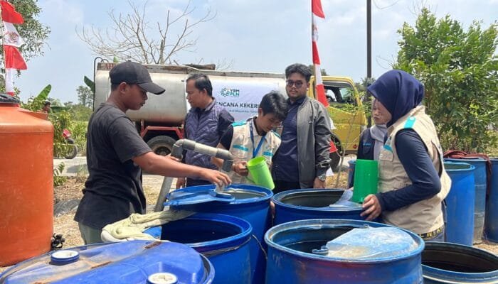 YBM PLN Salurkan Air Bersih untuk 94 Keluarga di Palembang
