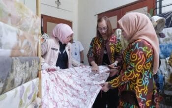 Belajar ke Magelang, Dekranasda Tanjungbalai Kepincut Rahasia Batik Ecoprint Tembus Pasar Ekspor