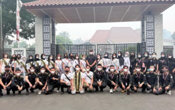 Bujang Kesehatan Palembang Bersama Mitra Bagikan 12.000 Masker untuk Warga